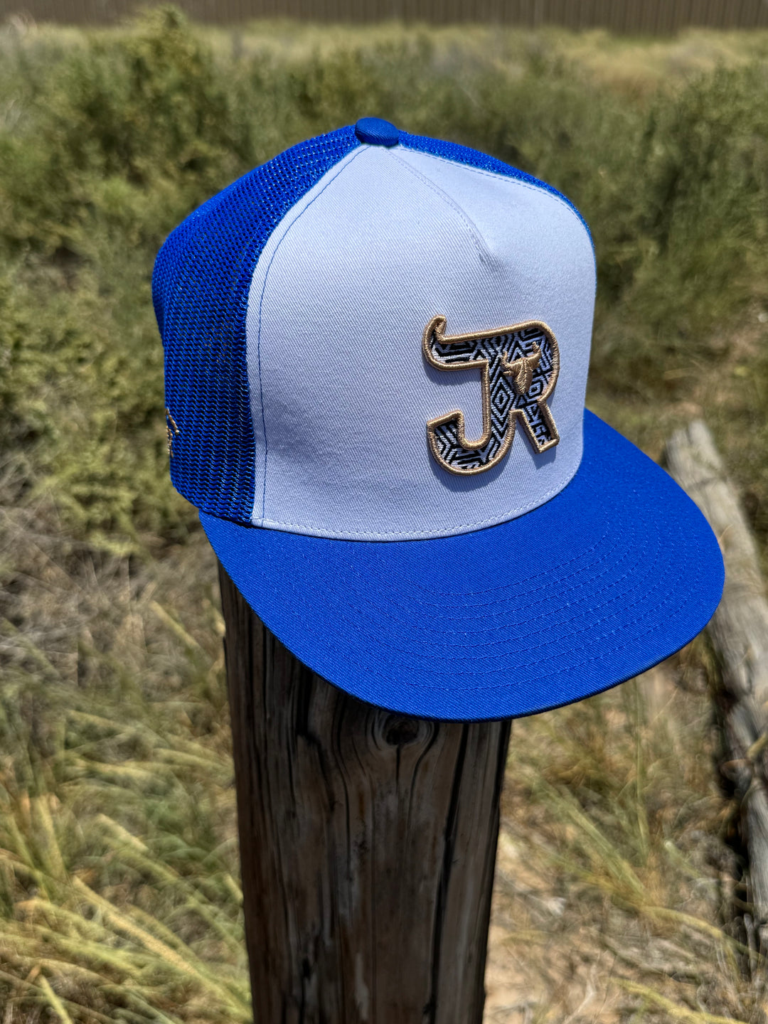 J&R AZTEC LOGO TAN/WHITE/BLUE - WHITE/BLUE CAP