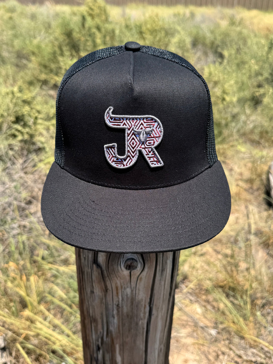 J&R AZTEC LOGO GREY/WHITE/MAROON - BLACK CAP